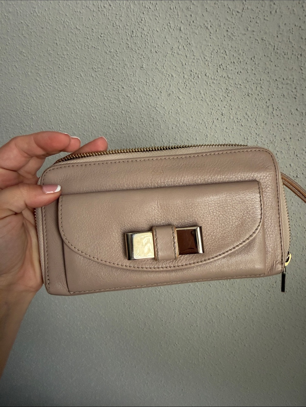 CHLOE Blush Nude Calf Leather Bow Continental Wallet Clutch - Picture 9 of 9